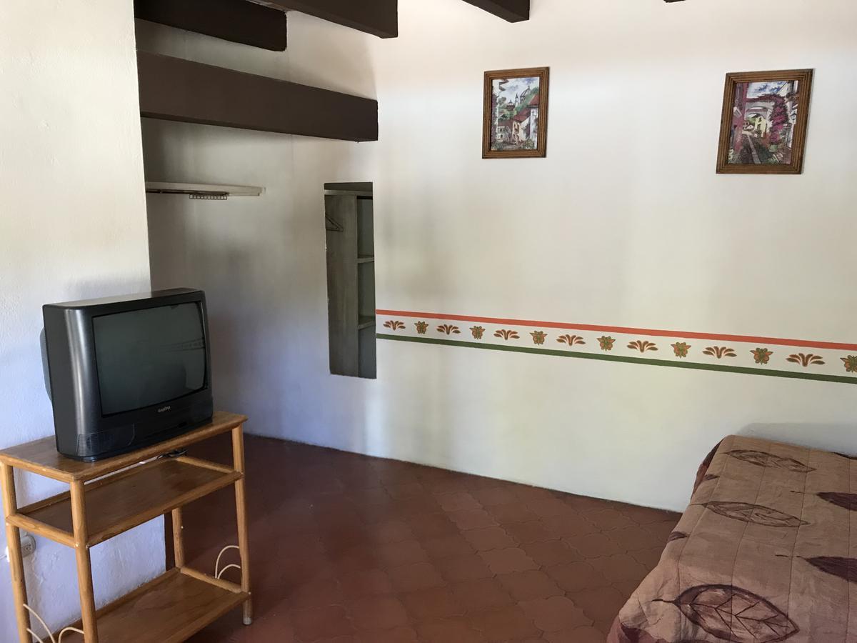 Hotel Concierge Plaza La Esperanza Текискиапан Экстерьер фото