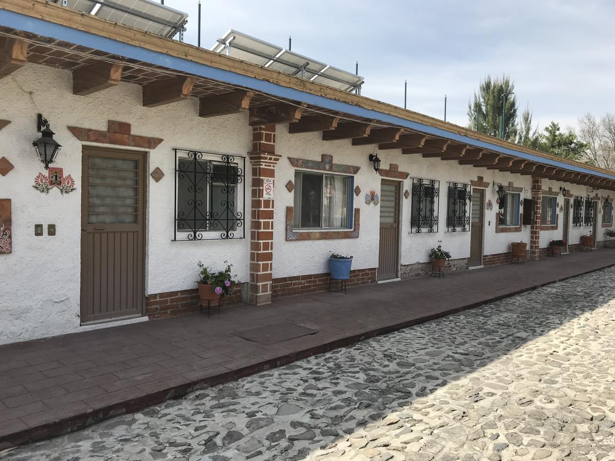 Hotel Concierge Plaza La Esperanza Текискиапан Экстерьер фото