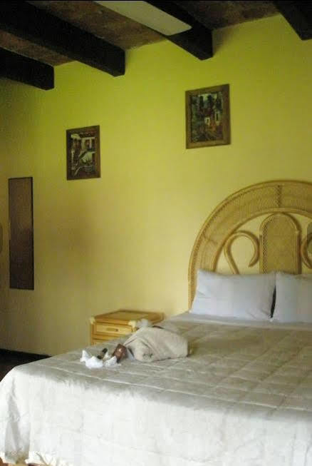 Hotel Concierge Plaza La Esperanza Текискиапан Экстерьер фото