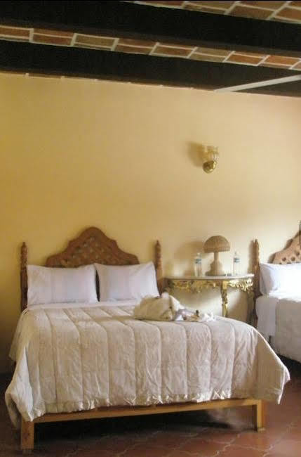 Hotel Concierge Plaza La Esperanza Текискиапан Экстерьер фото